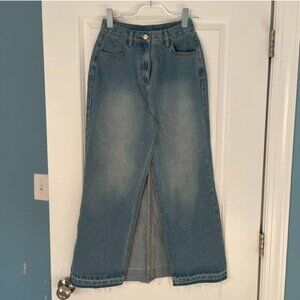 Maxi Light Wash Denim Jean Skirt Size XS Waist 25 Front Slit